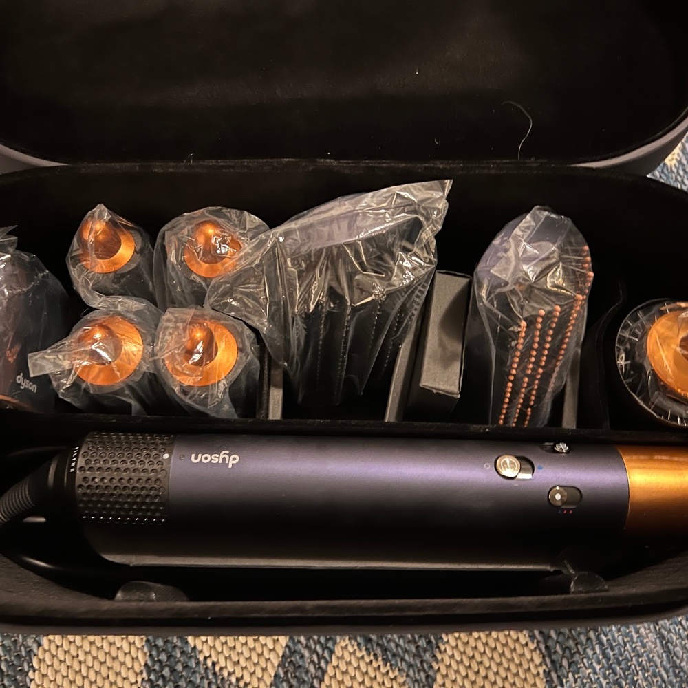 New Dyson Airwrap Complete / EU 220v-240v